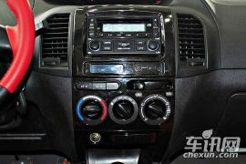 吉利汽车-金鹰-1.5手动豪华型