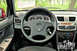 天津一汽-夏利N3-1.0L 三厢基本型