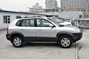 北京现代-途胜-2.0四驱手动豪华型
