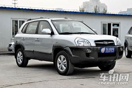 北京现代-途胜-2.0四驱手动豪华型