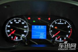 奇瑞汽车-威麟H3-2.0T 豪华型