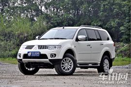 三菱-帕杰罗·劲畅-3.0L 运动导航版