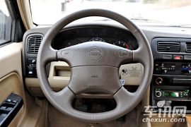 郑州日产-锐骐多功能车-3.0T柴油两驱标准型CYQD80-E3  ￥10.48