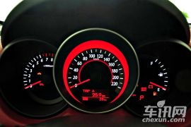 起亚-速迈-1.6AT 运动版