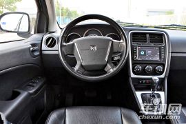 道奇-酷搏-2.0 SXT豪华导航版