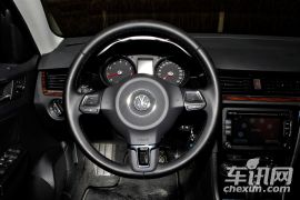 一汽-大众-宝来-1.4T 自动豪华型