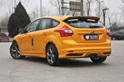 福特-福克斯(进口)-2.0T ST 橙色版