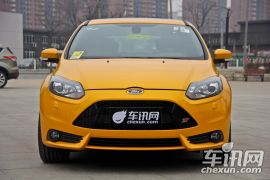 福特-福克斯(进口)-2.0T ST 橙色版