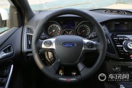 福特-Focus ST(进口)-2.0T ST 标准版