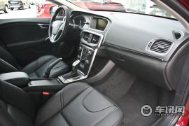 沃尔沃-沃尔沃V40-2.0T 智雅版