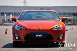 赛道试驾丰田86 点燃那份久违的激情