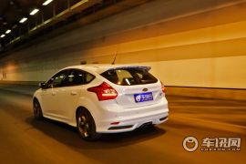 测试2013款福克斯ST 用最矜持的方式挑逗你