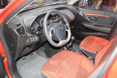 天津一汽-夏利N7