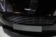 阿斯顿·马丁-阿斯顿马丁 DB9