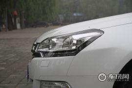 东风雪铁龙-雪铁龙C5-2.0L 自动尊享型