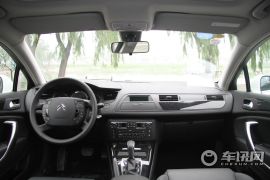 东风雪铁龙-雪铁龙C5-2.0L 自动尊享型