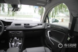 东风雪铁龙-雪铁龙C5-2.0L 自动尊享型