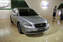 一汽奔腾-奔腾B50 EV