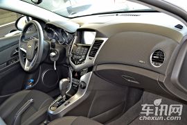 通用雪佛兰-科鲁兹-掀背 1.6T 自动旗舰型