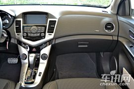 通用雪佛兰-科鲁兹-掀背 1.6T 自动旗舰型