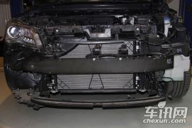 上海汽车-荣威950拆解