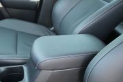 一汽丰田-丰田RAV4-2.0L CVT四驱新锐版