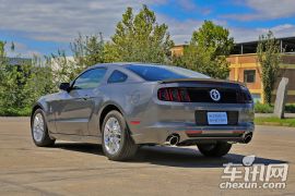 福特-野马-3.7L 自动标准型