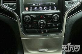 Jeep-大切诺基-3.6L 豪华导航版