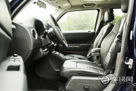 Jeep-自由客-2.4L 运动版