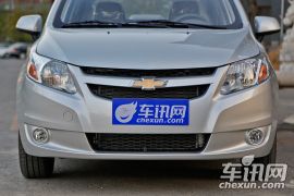通用雪佛兰-赛欧-三厢 1.2L 手动时尚幸福版