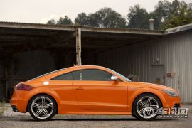 奥迪-2012款奥迪TTS 