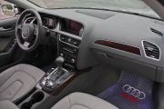 一汽奥迪-奥迪A4L- 35 TFSI 自动舒适型