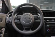 一汽奥迪-奥迪A4L- 35 TFSI 自动舒适型
