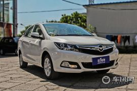 海马汽车-海马M3-1.5L 手动标准型