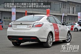 车讯网赛道试驾MG6 1.8T 换装TST双离合
