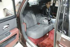 劳斯莱斯-古思特