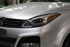 江铃汽车-新驭胜S350