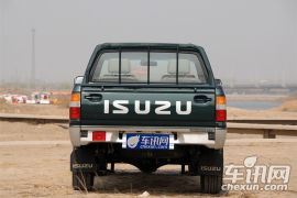 庆铃汽车-五十铃皮卡-2.6L四驱 基本型皮卡