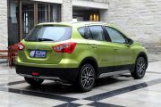长安铃木-锋驭-1.6L CVT尊贵型