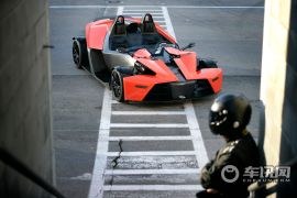 KTM-X-BOW-STREET版
