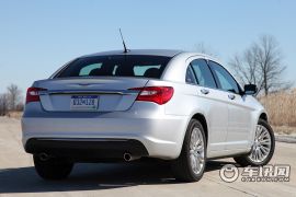 克莱斯勒-克莱斯勒200