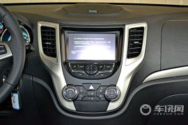 长安汽车-长安CS35-1.6L 自动豪华导航型 国IV