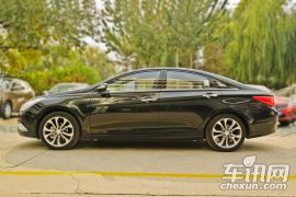 北京现代-索纳塔八-2.0L 自动至尊版