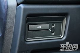 路虎-揽胜运动版-3.0 V6 SC 智利红限量版