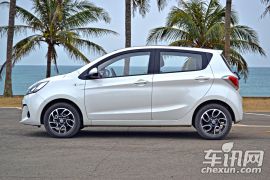 长安汽车-奔奔1.4MT  天窗版