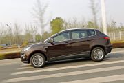 东风裕隆-大7 SUV-2.2T 四驱旗舰型