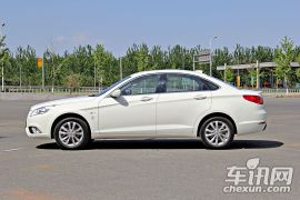 北京汽车-绅宝D50-1.5L CVT豪华版