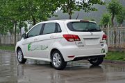 北汽新能源-E150EV-两厢 E150 EV 电动科技版