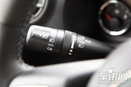 Jeep-牧马人-2.8TD 四门版 Sahara