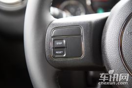 Jeep-牧马人-2.8TD 四门版 Sahara